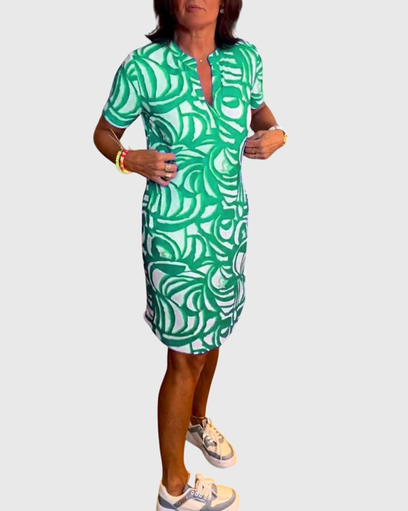 Elle™ | Flattering Avenue Walk Dress