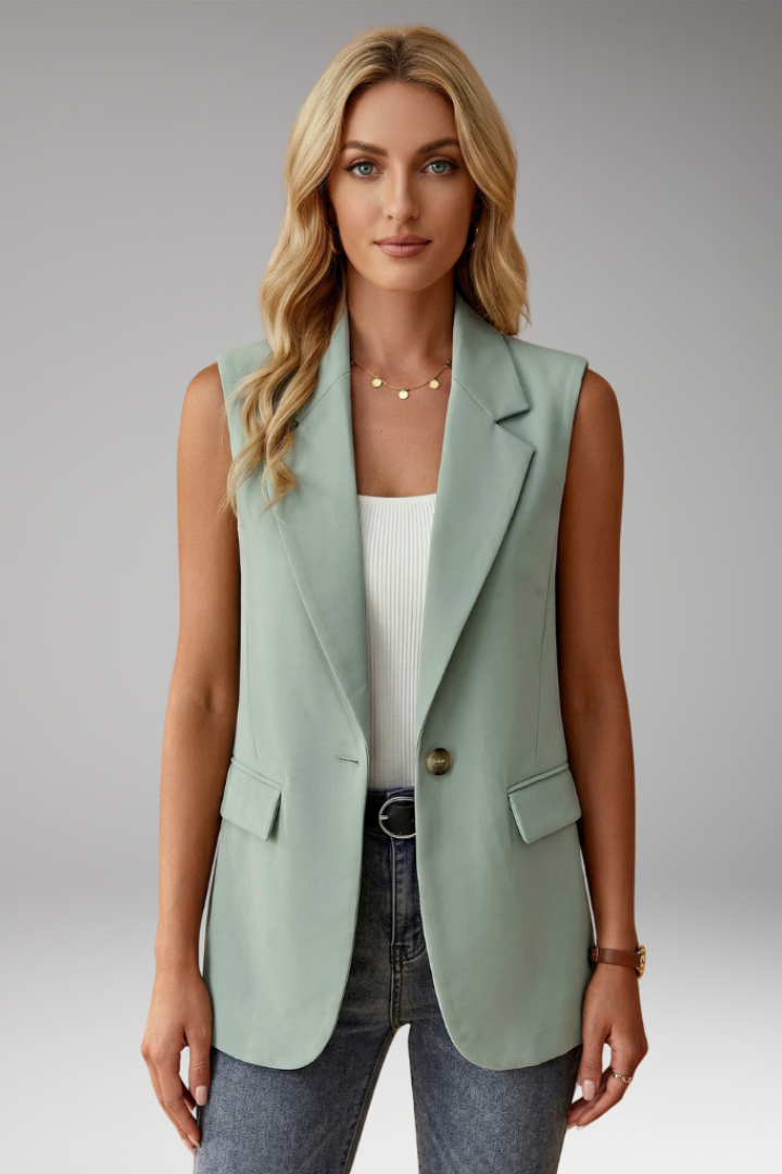 Women’s Sleeveless Blazer with Notch Collar and Pockets