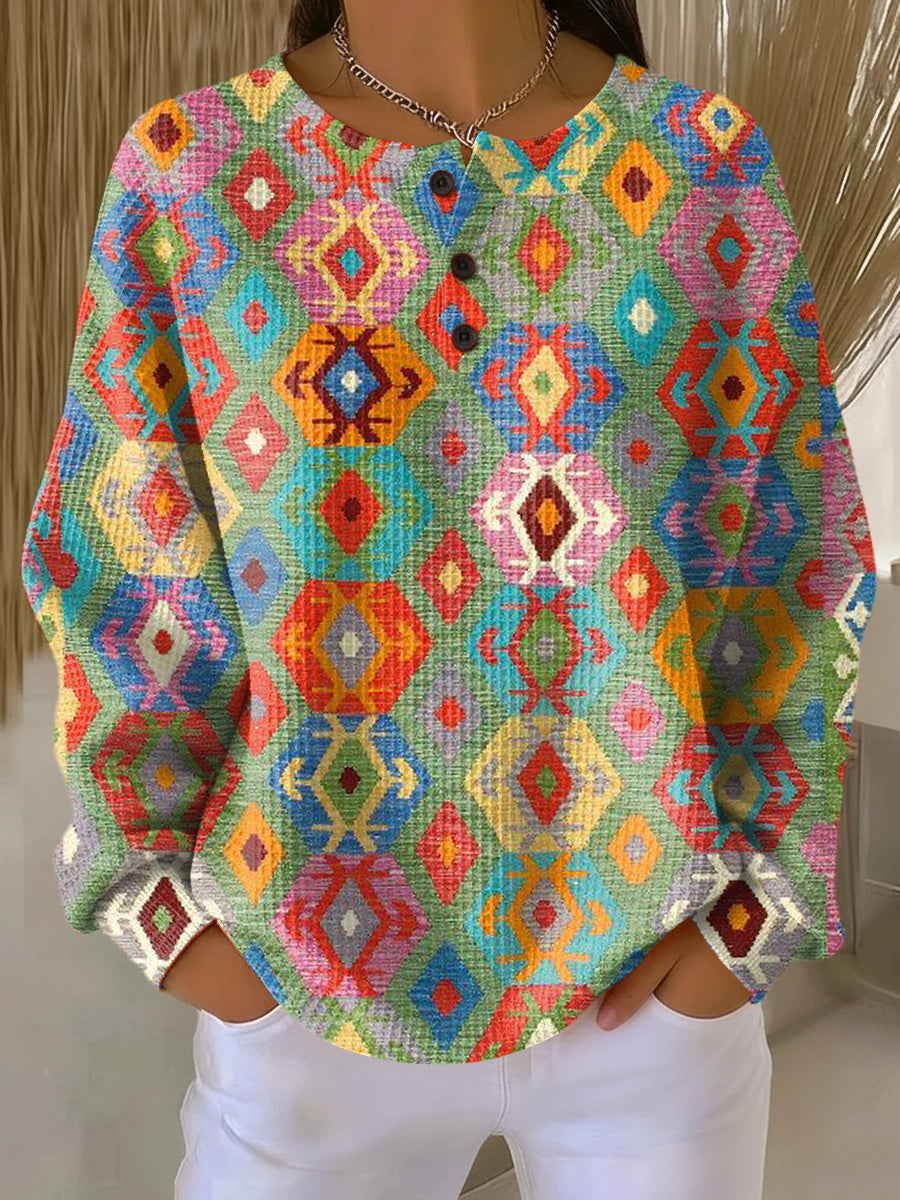 Tilde | Colorful Sweater with Checkered Pattern