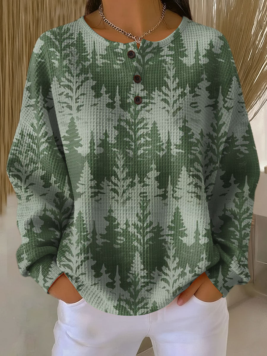 Inga | Christmas Sweater with Classic Tree Motif